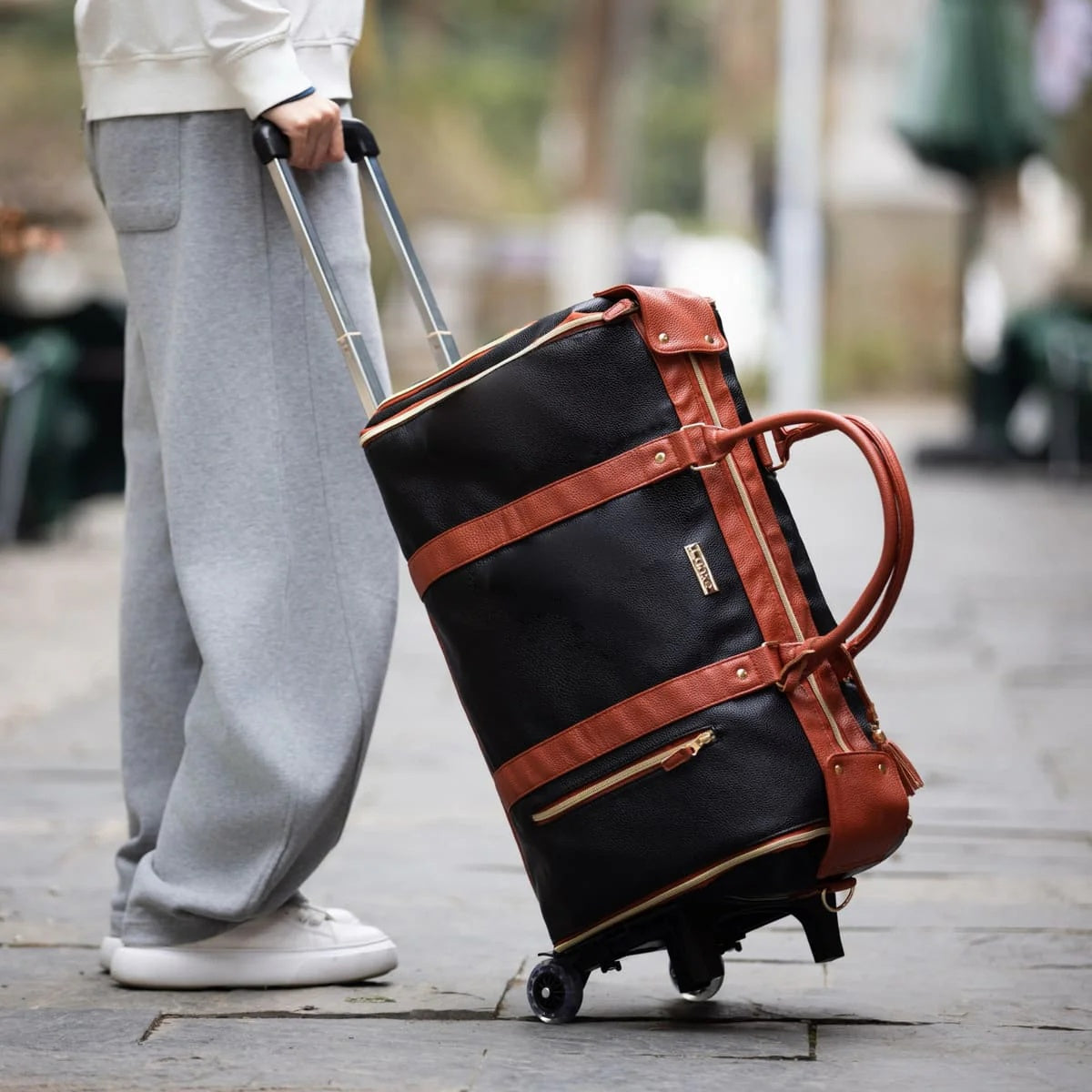 CarryOnyx™ 2-in-1 Travel Duffel